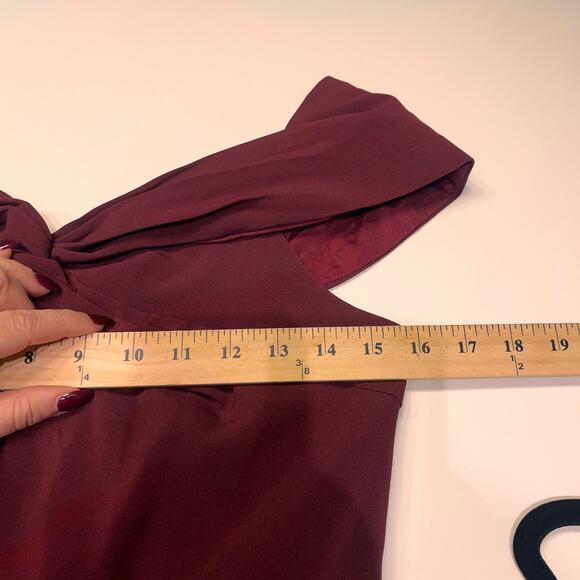 Adelyn Rae Burgundy Off the shoulder Karlie jumpsuit Size Medium - Picture 8 of 10